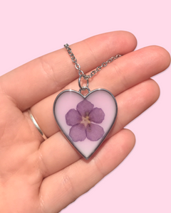 Flower in Resin With Pink Necklace