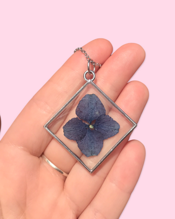 Flower in Resin Necklace